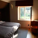Domaine Du Bed & Breakfast