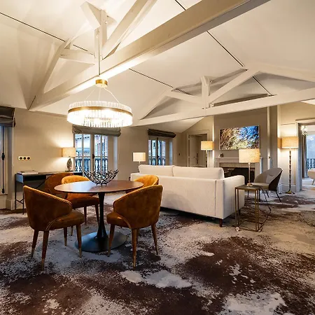 Domaine Du Nocleg ze śniadaniem 4*