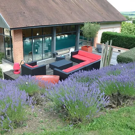 Nocleg ze śniadaniem Domaine Du 4*