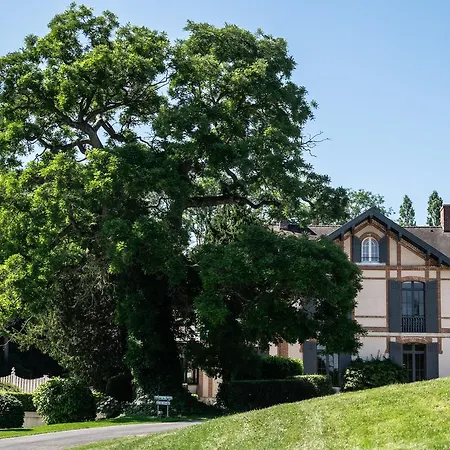 Nocleg ze śniadaniem Domaine Du 4*