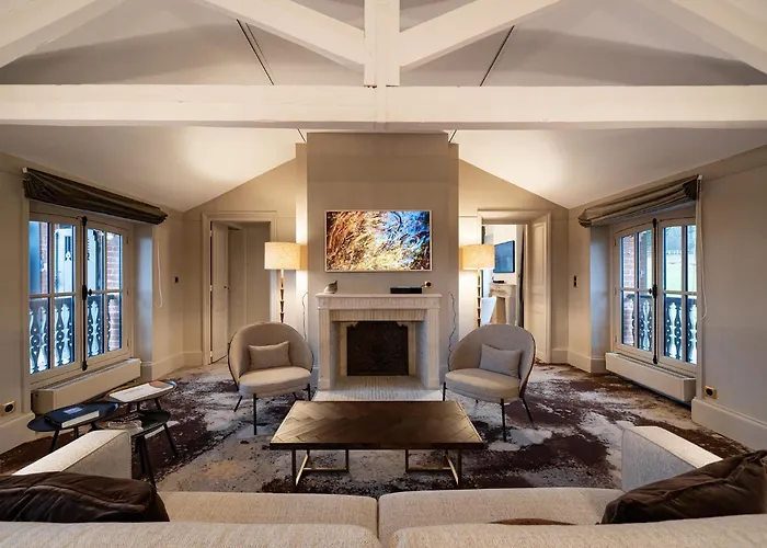 Domaine Du Bed & Breakfast